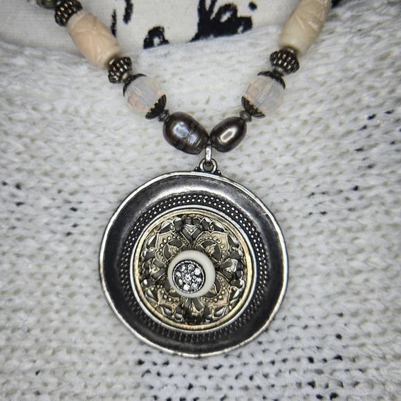 Chico's Silver and Cream Pendant Necklace - Picture 9 of 9